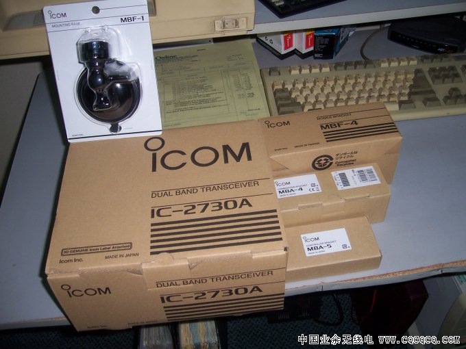 ICOM IC2730A标配带4类支架