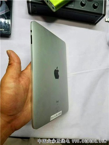 ipad 3204.jpg